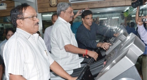 Parrikar works out at Norbert’s new gym
